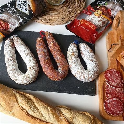 Charcuterie Montagne Noire Saucisson Label Rouge Saucisse Courbe