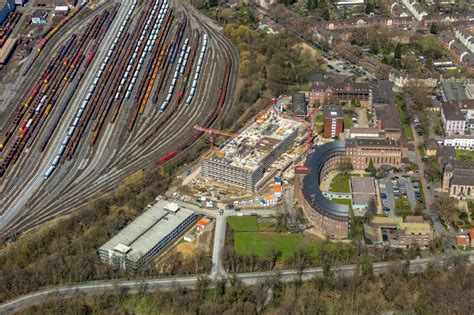 Duisburg von oben Baustelle für einen Erweiterungs Neubau auf dem