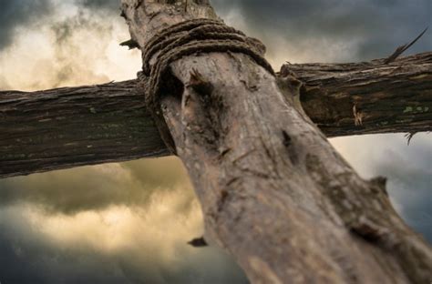 The Old Rugged Cross Hymn Story Zana Magazine