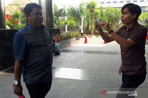 Kpk Periksa Anggota Dprd Jabar Waras Wasisto Kasus Suap Meikarta