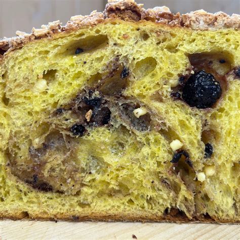 Colomba Frutti Di Bosco E Cioccolato Bianco Podere Pereto Bio In