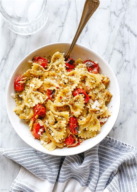 Creamy Pesto Pasta Recipe With Roasted Tomatoes Creamy Pesto Pasta