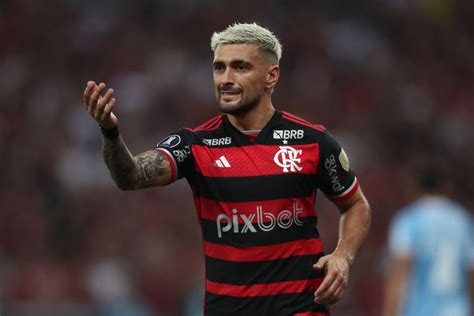 Flamengo Freta Jatinho Para Ter Convocados Contra O Fluminense Metr Poles