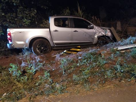 Caminhonete Capota E Motorista Morre Em Acidente Na Sc Em Ipua U