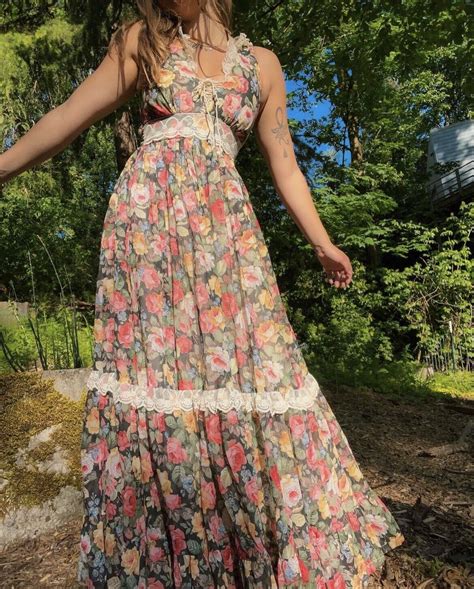 Rare 1970s Voile Rose Print Gunne Sax Sundress Gem