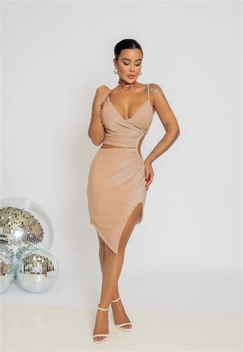 Vestido Midi Cut Out Lurex Balada Abertura Lateral Marlyn Cia Do