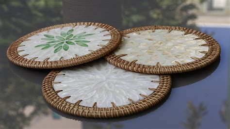 Handmade Decorative Rattan And Mother Of Pearl Plate Decorative Trivet