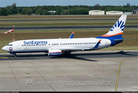 D ASXJ SunExpress Germany Boeing 737 86N WL Photo By Yardel Koschek