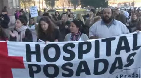 Ola De Despidos En El Estado Masiva Protesta En El Hospital Posadas