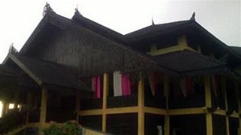 Detail Sejarah Rumah Adat Melayu Pontianak Koleksi Nomer