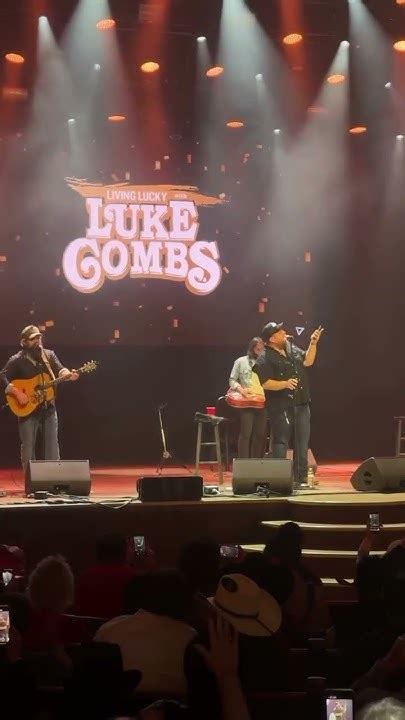 Luke Combs Pays Tribute To Toby Keith Shorts Youtube