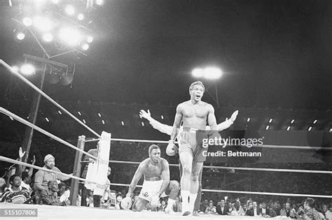 166 George Foreman Vs Joe Frazier Photos And High Res Pictures Getty Images