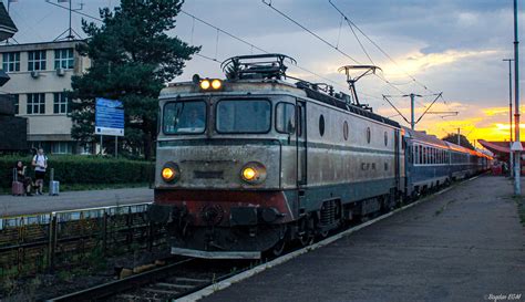 91 53 0 400 801 3 RO SNTFC EA 801 pleacă din Brașov cu IR1 Flickr