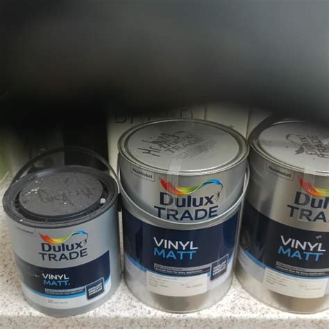 Dulux trade paint in OX29 Oxfordshire für 100,00 £ zum Verkauf | Shpock DE