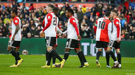 Feyenoord Sluit Af Met Overwinning Op Fc Emmen Fr Nl