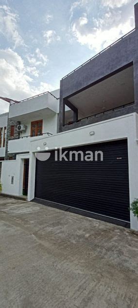 Piliyandala Super Luxury House For Sale Ikman