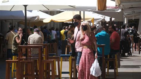 La Bahía de Cádiz y la Janda se acercan a la normalidad y pasan al