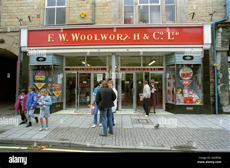 F W Woolworths Store Banque Dimage Et Photos Alamy