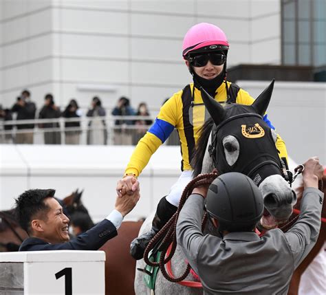 イフェイオンが牝馬クラシック候補に名乗り、杉山佳師は恩返しの重賞初v／フェアリーs 3歳馬特集 競馬写真ニュース 日刊スポーツ