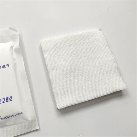 100pcs Pack Disposable Non Sterile Gauze Non Woven Gauze Swabs 5x5cm 4ply China Highly