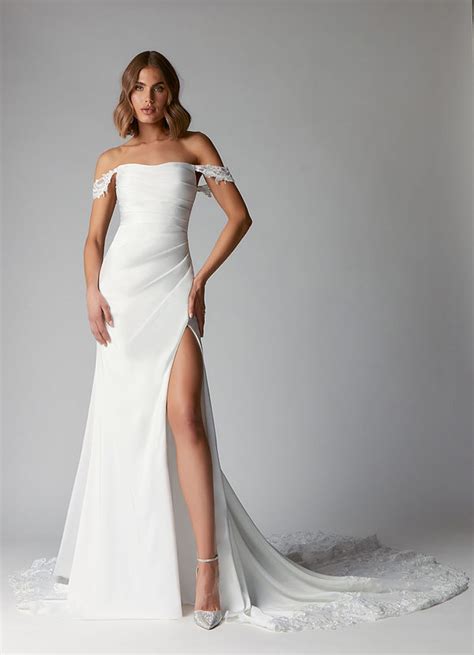 Diamond White Rosalia Wedding Dress Try-on Dress Sample Dress Wedding ...