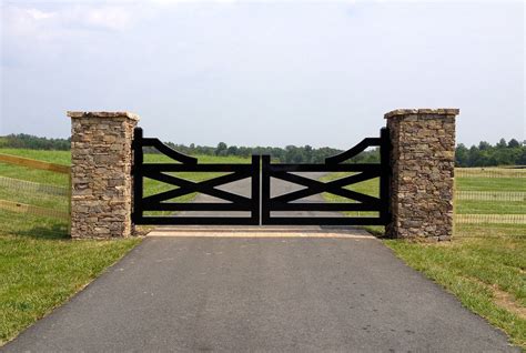 Residential Ranch Gorgeous Simple Metal Driveway Gate Etsy