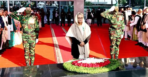 PM Pays Homage To Bangabandhu On Homecoming Day