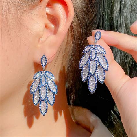 CWWZircons Luxury Full Blue Cubic Zirconia Pave Big Long Feather Leaf