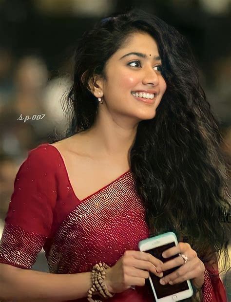 Pin On Sai Pallavi Actriz Ind