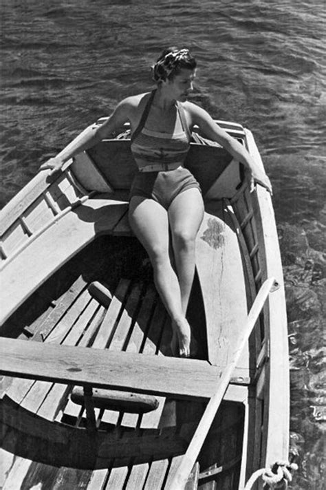 Donne sovietiche in bikini come si è evoluta la moda da spiaggia nel XX secolo Russia Beyond