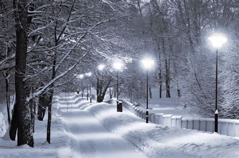 Grab Your Winter Coats And Take A Romantic Walk Along These Walkways