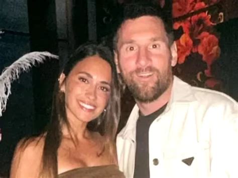 Antonela Roccuzzo Mostró Qué Hizo Lionel Messi Antes De Sumarse A La Concentración De La