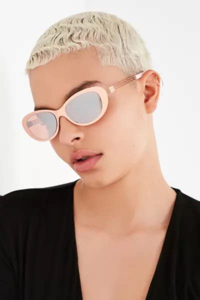 Clarissa Metal Oval Sunglasses Urban Outfitters