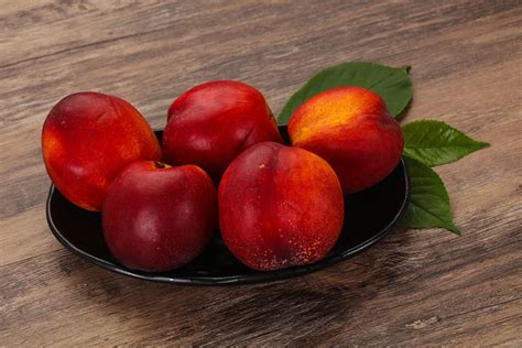 56 Nectarine Varieties An Overview With Pictures House Grail