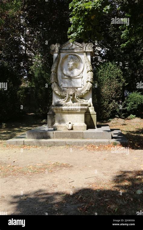 Jean Baptiste Camille Corot Monument Ville D Avray Haut De Seine