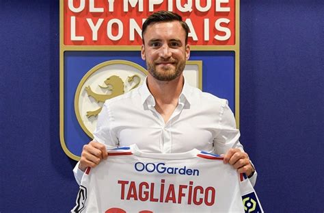 Nicolás Tagliafico signs with Olympique Lyonnais Mundo Albiceleste