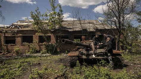 Drei Monate Krieg in Ukraine Kein Ende in Sicht mögliches Ölembargo