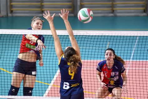 La Pallavolo Casciavola Torna In Campo Occhi Puntati Sul Derby Con Cascina