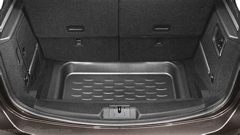 Seat Alhambra dimensions, boot space and similars