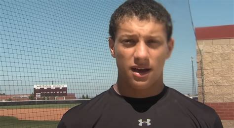 Patrick Mahomes Looks Completely Unrecognizable With Youthful Fresh