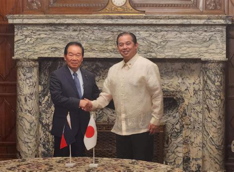 PH Japan To Boost Defense Ties Expand Trilateral Ties With US