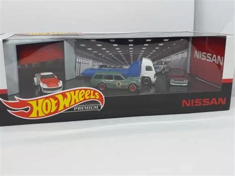 Hot Wheels Premium Nissan Diorama Garage Set Meses Sin Inter S