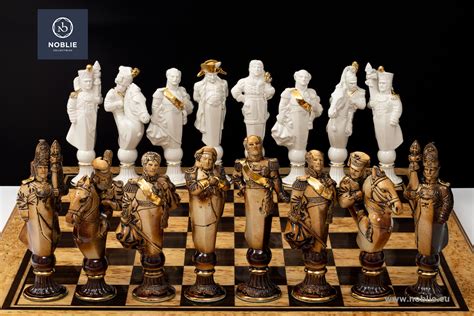 Vintage Porcelaine Chess Set Noblie