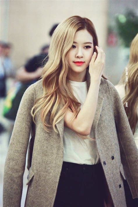 BLACKPINK Airport Photos At Gimpo Back From Japan October 10 2018