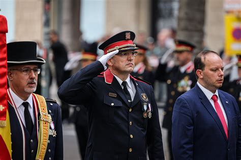 El director general de los Mossos niega injerencias políticas y