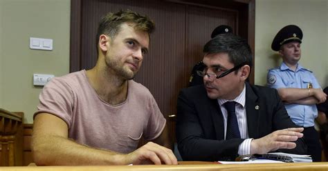 Russie un membre des Pussy Riot hospitalisé dans un état grave L