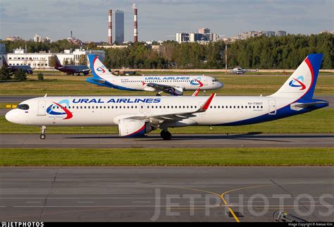 RA 73837 Airbus A321 251NX Ural Airlines Aleksei Kim JetPhotos