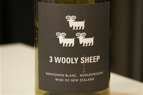 2016 Paul Sapin Sauvignon Blanc 3 Wooly Sheep New Zealand South