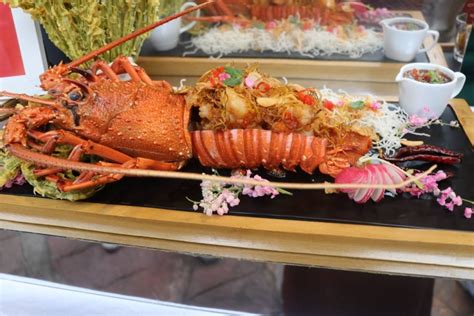 Phuket set for month-long ‘Lobster Festival’