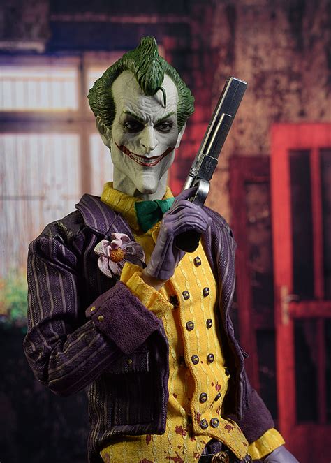 Arkham Asylum Joker Sixth Scale Figure Review